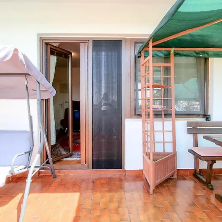 Apartman Mirjana Three