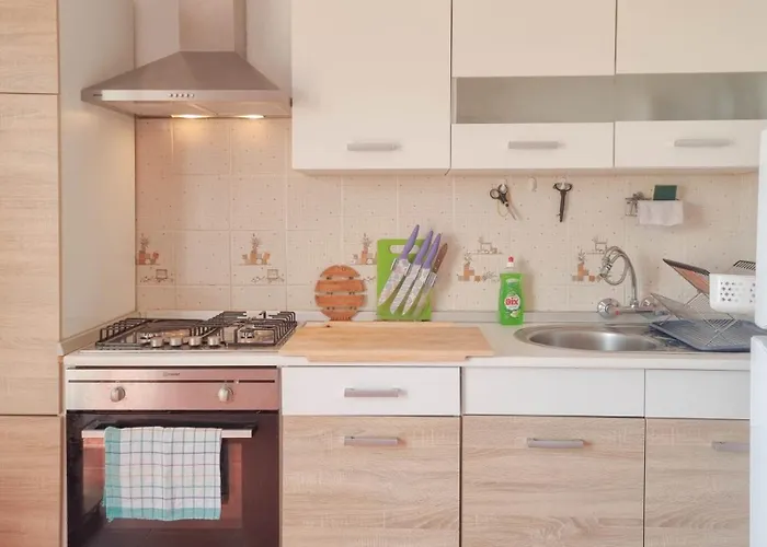 דירה Mirjana Three *