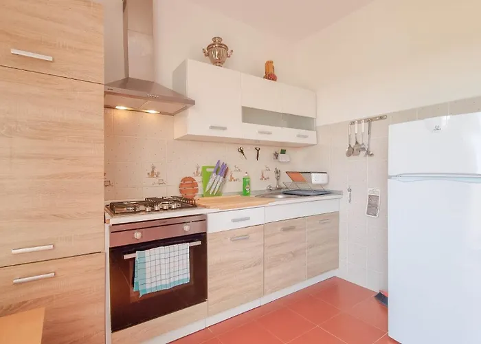 Mirjana Three דירה